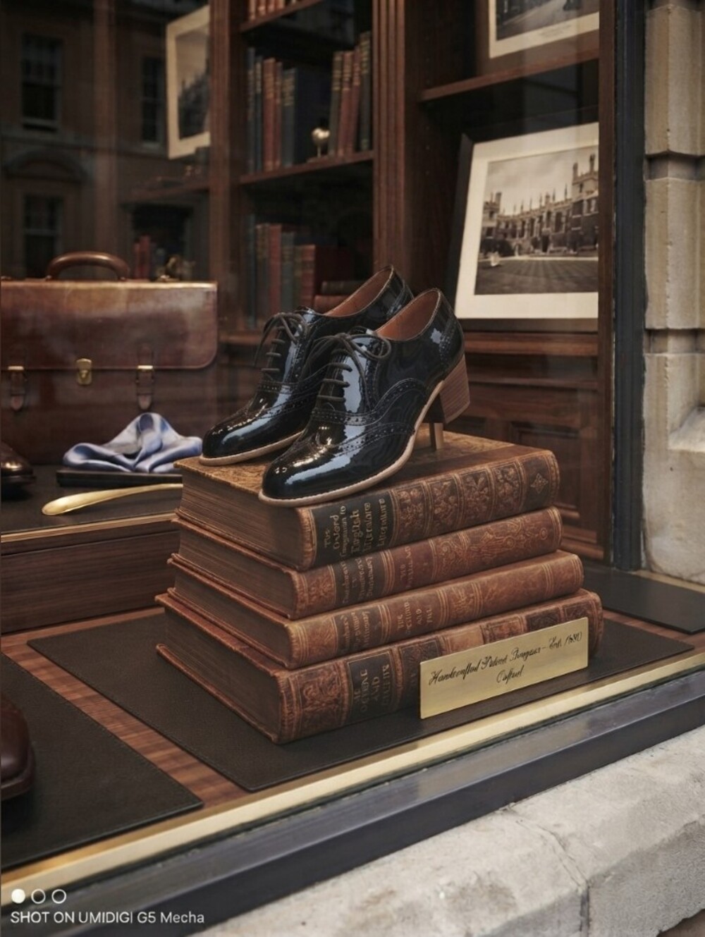Jeffrey Campbell Black Patent Leather Wingtip Lace-Up Oxfords 🖤